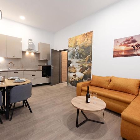 Apartman Cezar Rijeka Exterior foto